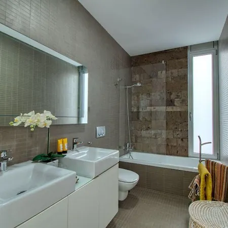 5br Zen - What'app - 0034-656-619-782 - For Reservations! 아데제